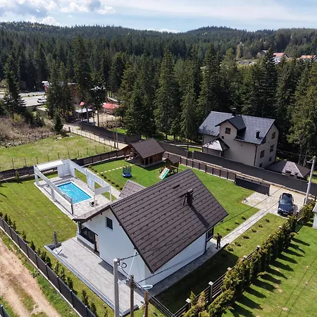 In Nature With Heated Pool * Nisici